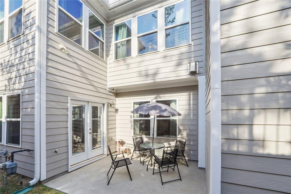 1616 Lansing Bluff Walk