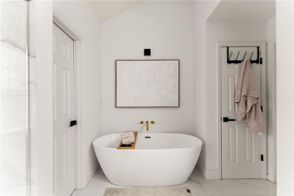 4048 Kingsley Park Lane