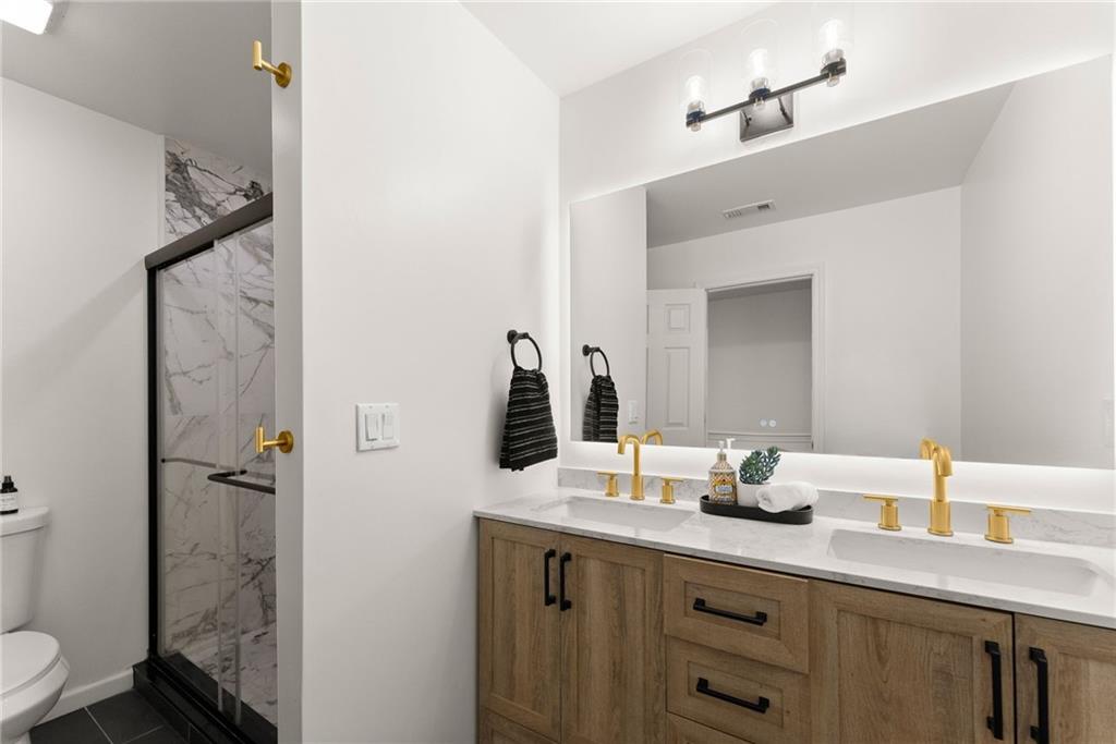 4048 Kingsley Park Lane