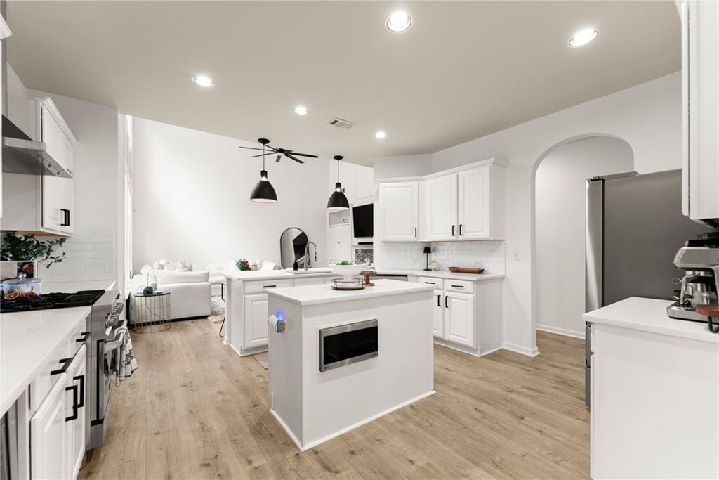 4048 Kingsley Park Lane