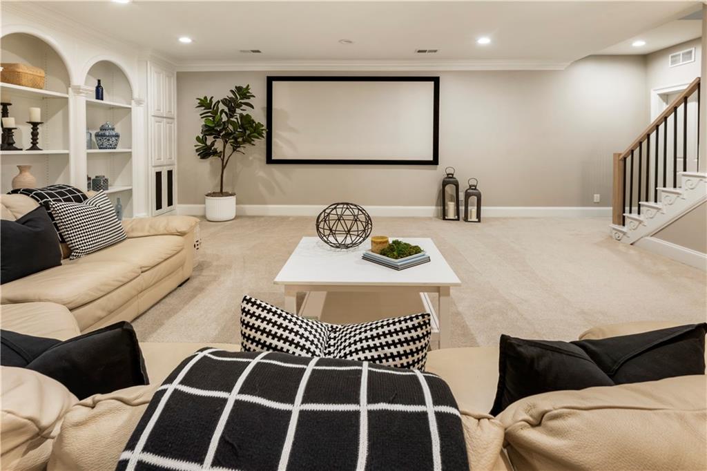 957 Saint Lyonn Courts