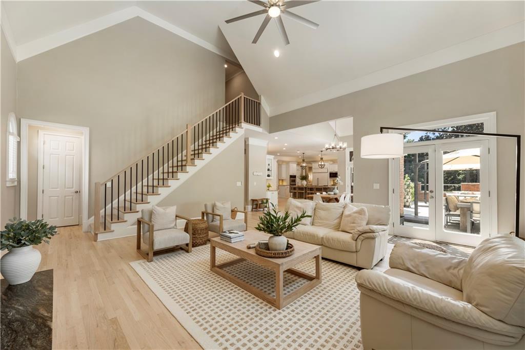 957 Saint Lyonn Courts