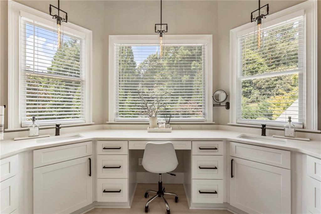 957 Saint Lyonn Courts