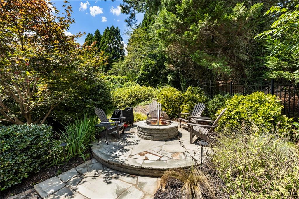 957 Saint Lyonn Courts