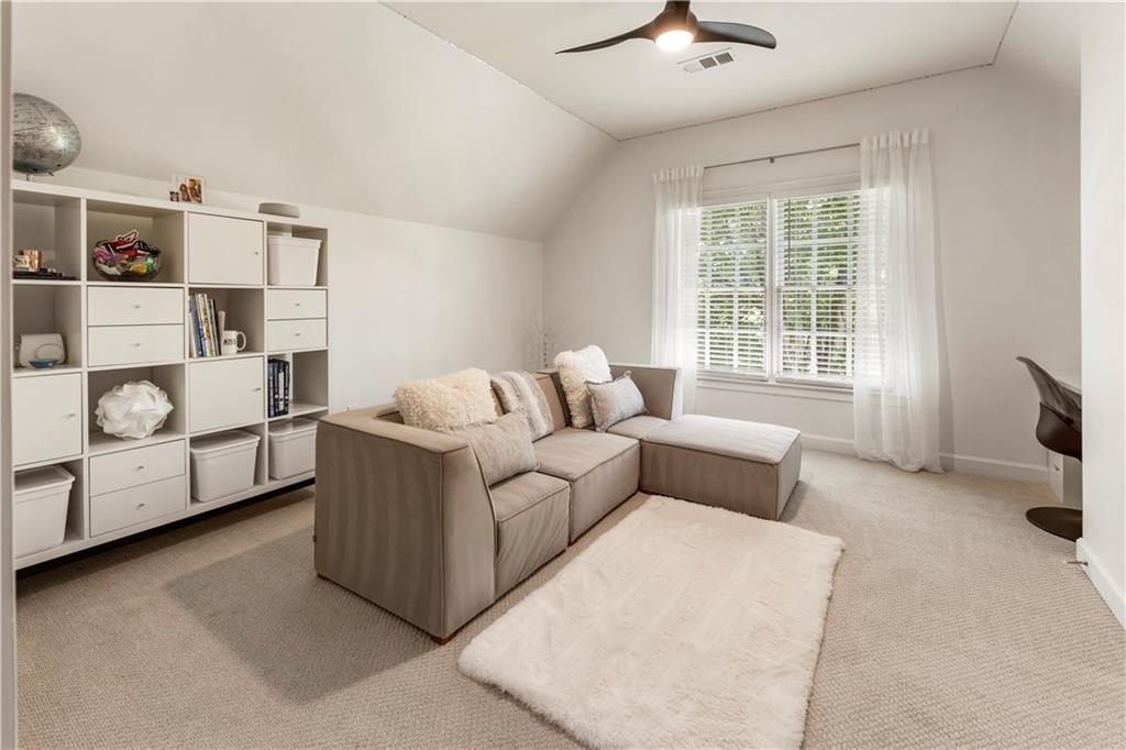 957 Saint Lyonn Courts