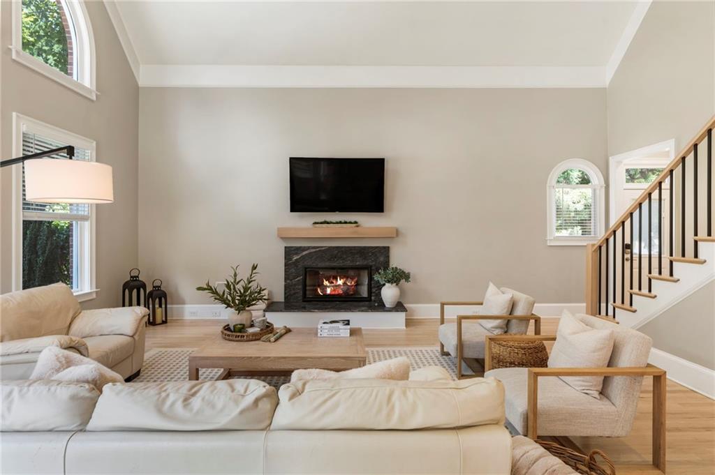 957 Saint Lyonn Courts