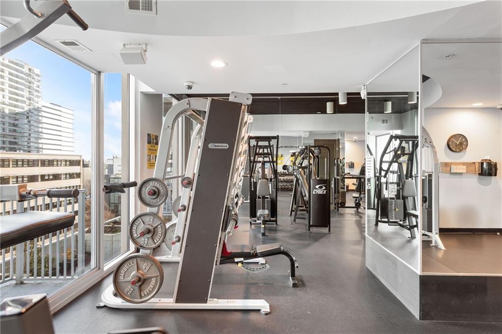 860 Peachtree Street NE Unit 1415