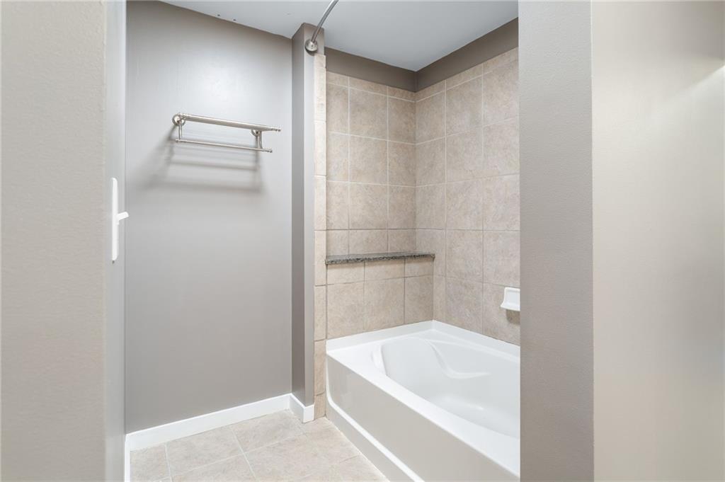 860 Peachtree Street NE Unit 1415