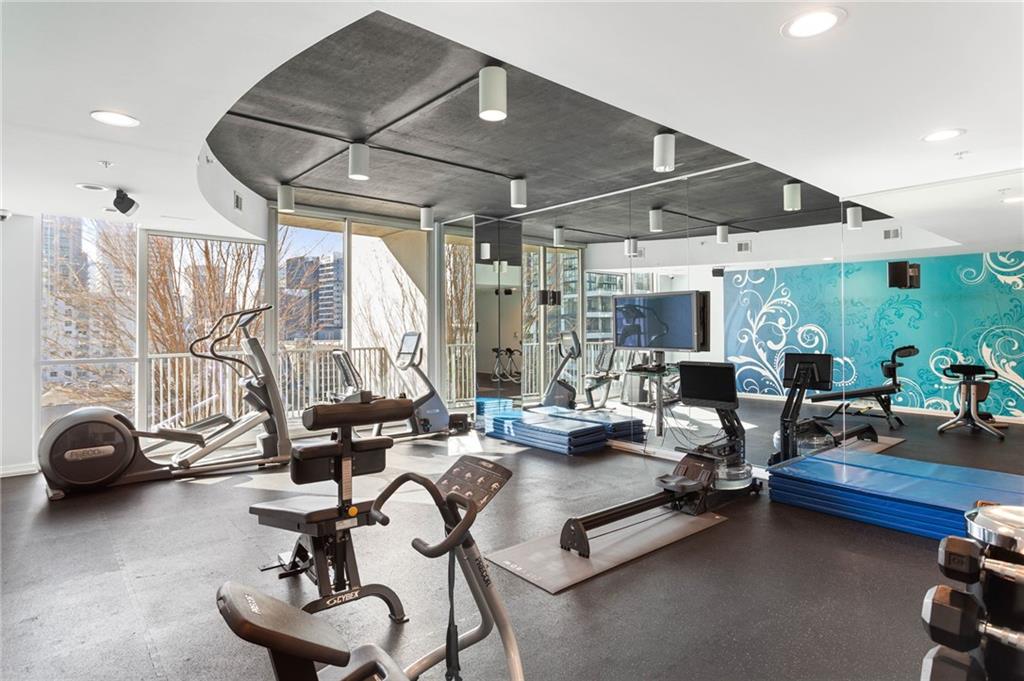 860 Peachtree Street NE Unit 1415