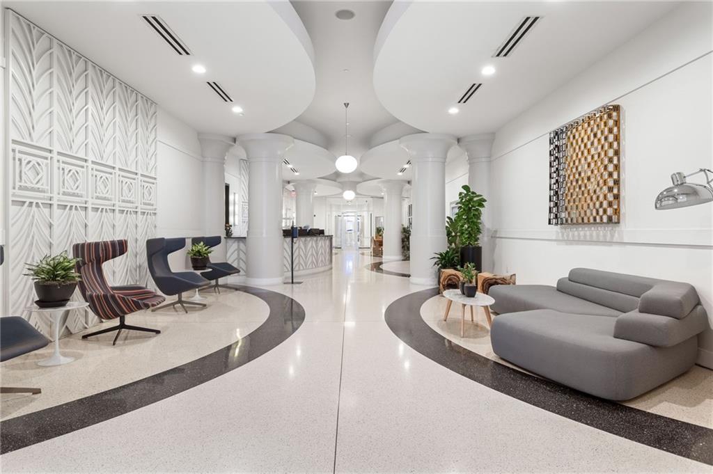 860 Peachtree Street NE Unit 1415
