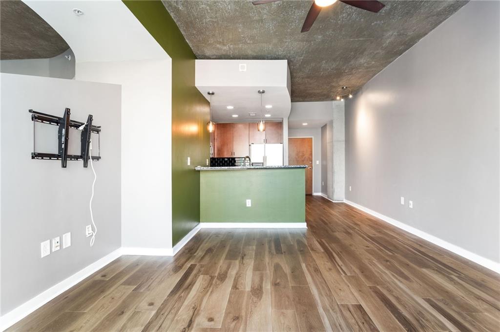 860 Peachtree Street NE Unit 1415