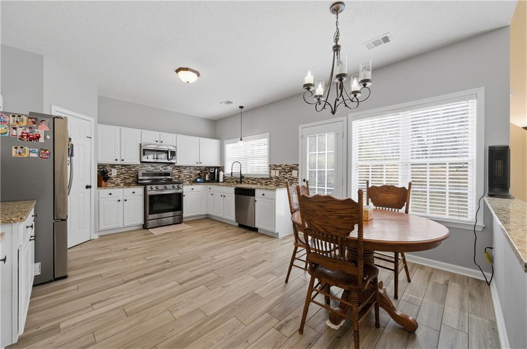 3324 Spindletop Drive NW