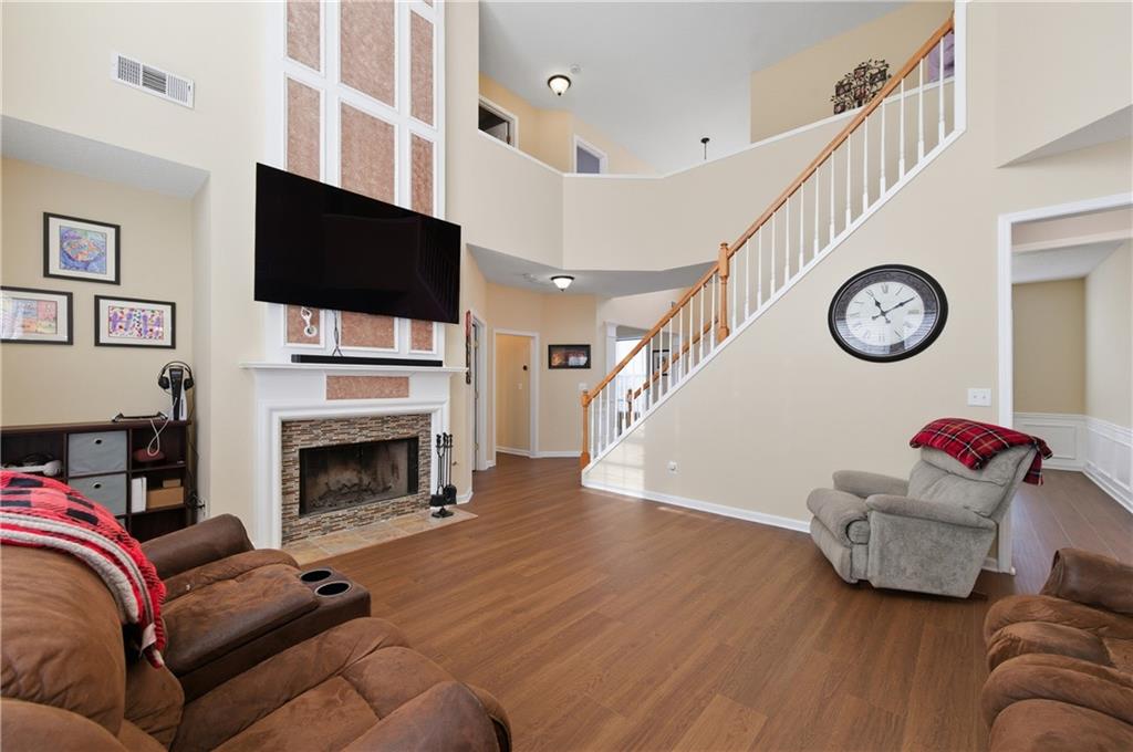 3324 Spindletop Drive NW