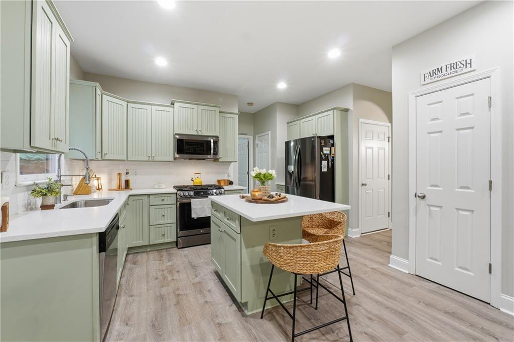 158 Pine Trail