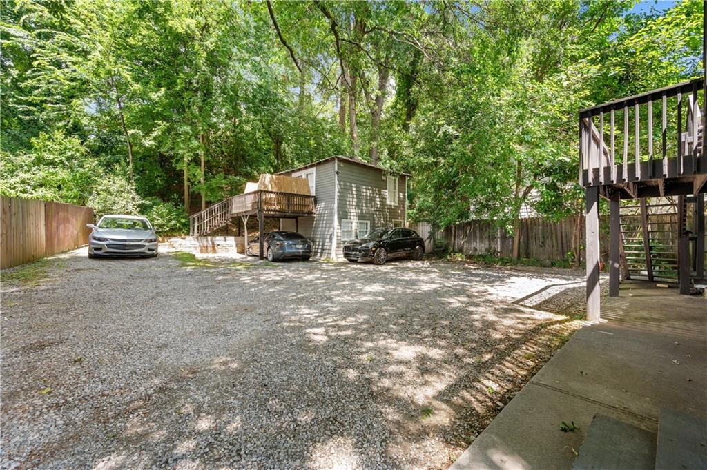 716 Lakeview Avenue NE Unit 1