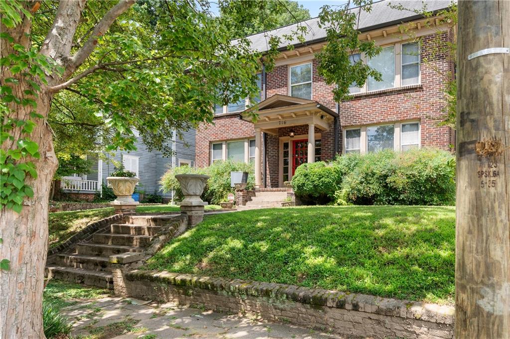716 Lakeview Avenue NE Unit 1