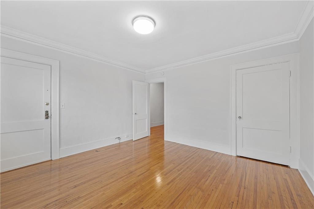 716 Lakeview Avenue NE Unit 1