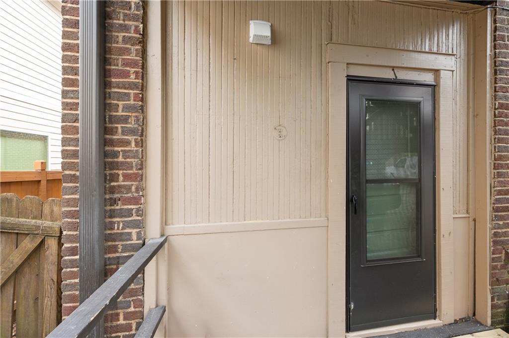 716 Lakeview Avenue NE Unit 1