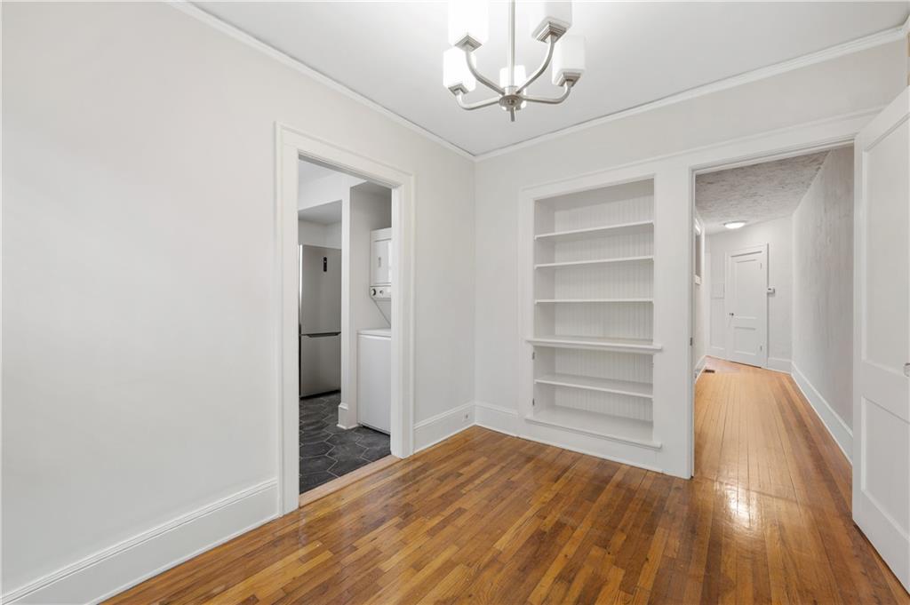 716 Lakeview Avenue NE Unit 1