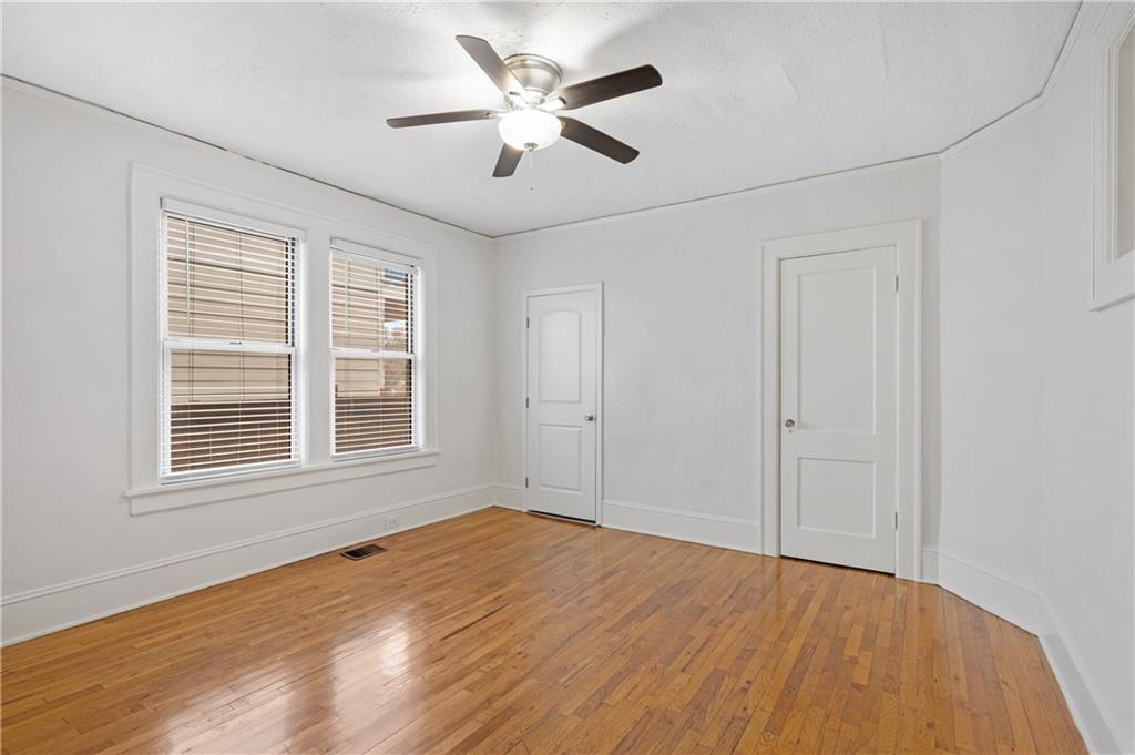 716 Lakeview Avenue NE Unit 1
