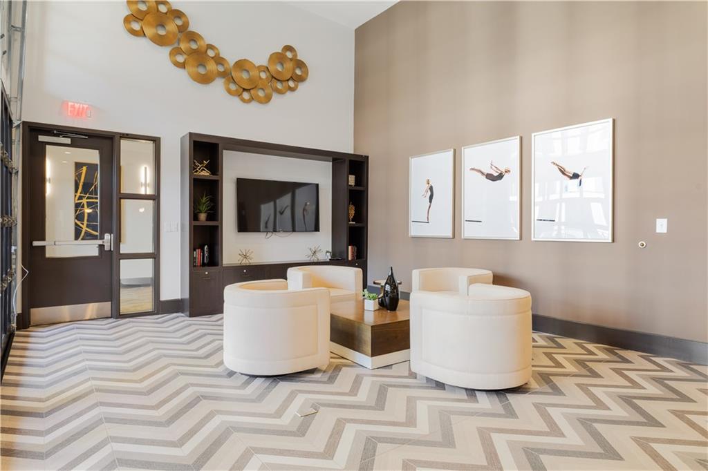 775 Juniper Street NE Unit 617