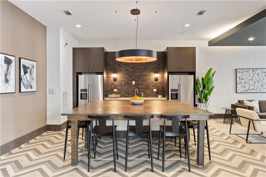 775 Juniper Street NE Unit 617