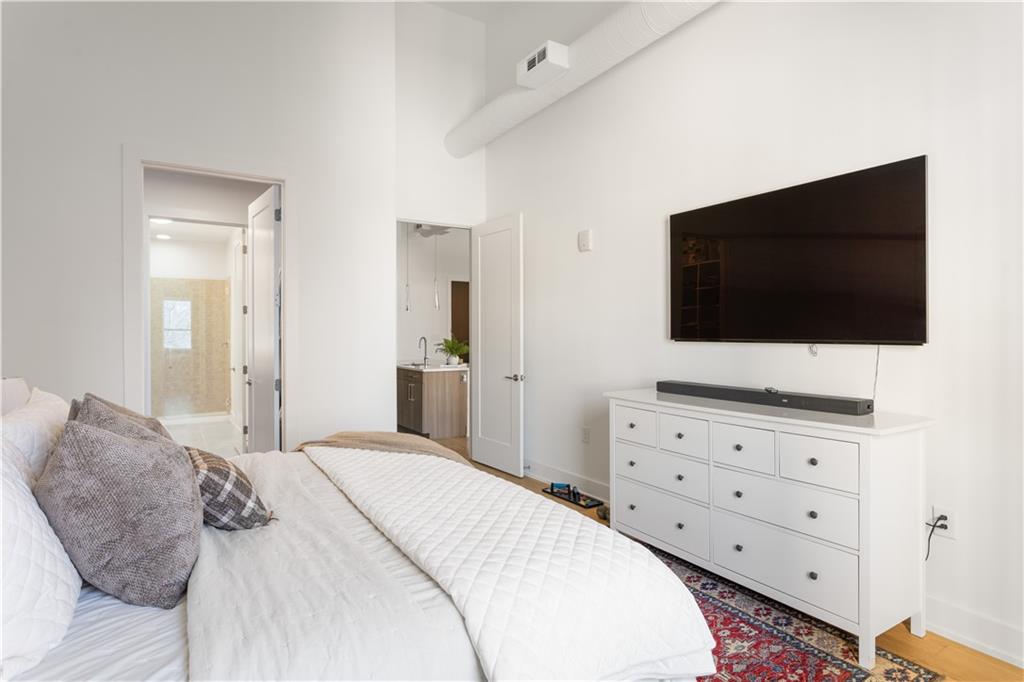 775 Juniper Street NE Unit 617