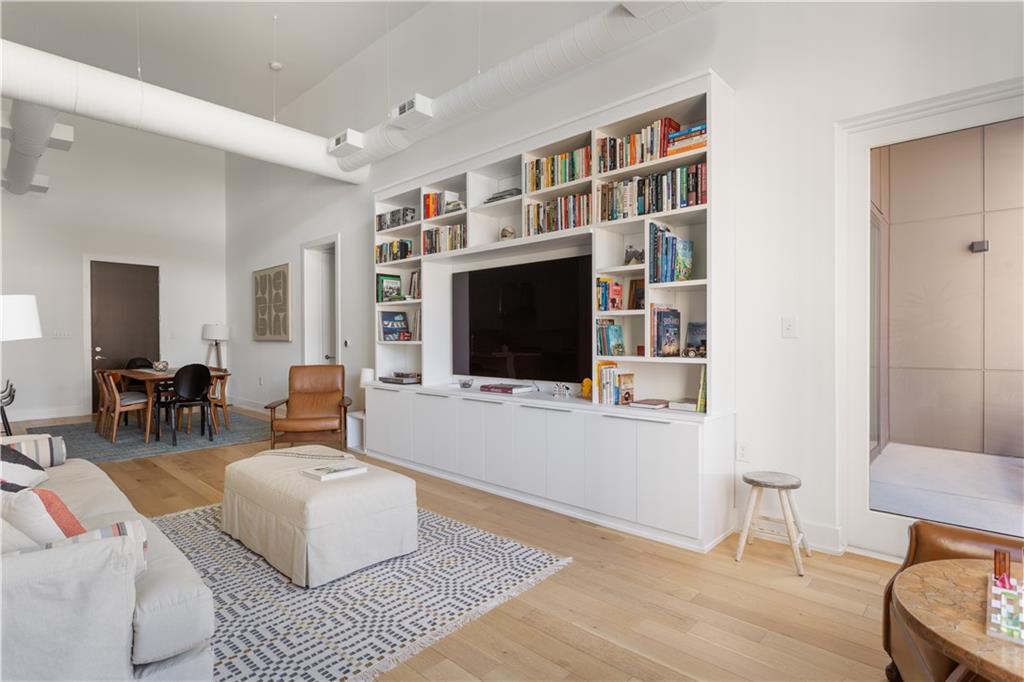 775 Juniper Street NE Unit 617