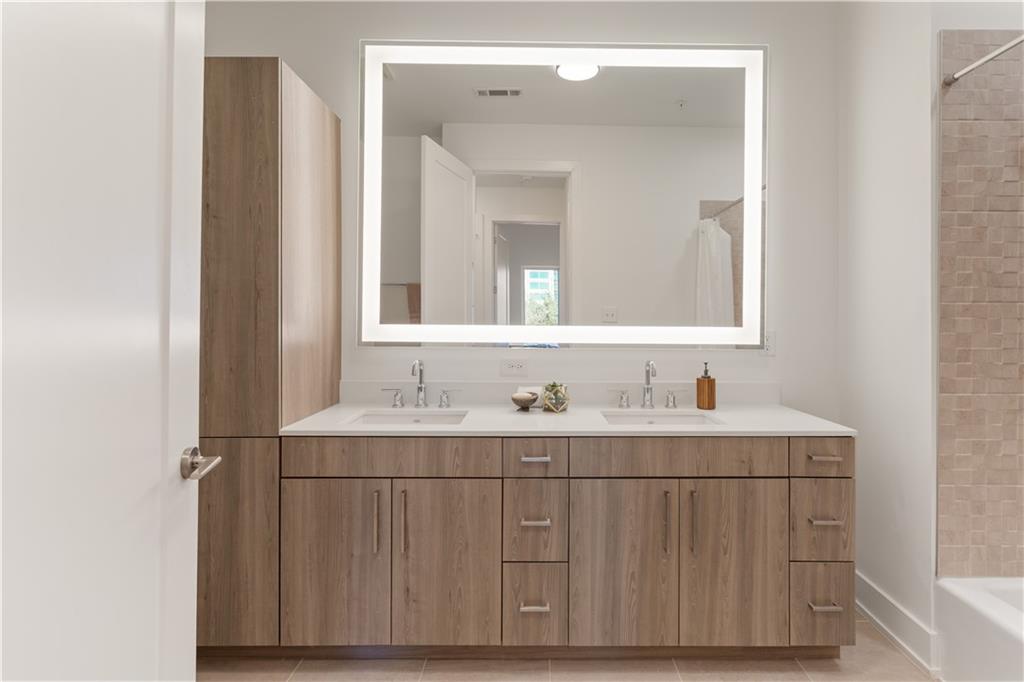 775 Juniper Street NE Unit 617