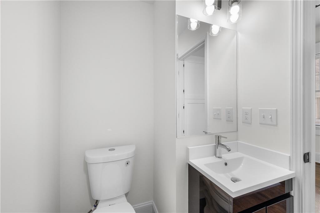 360 Ponce De Leon Avenue NE Unit 10