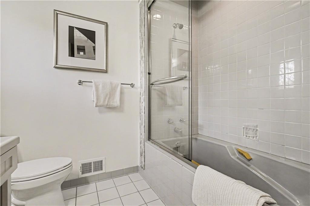 887 Berkshire Road NE