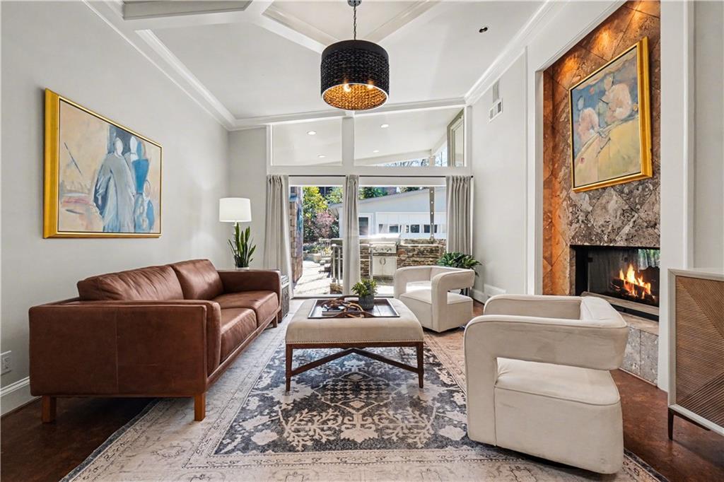 887 Berkshire Road NE