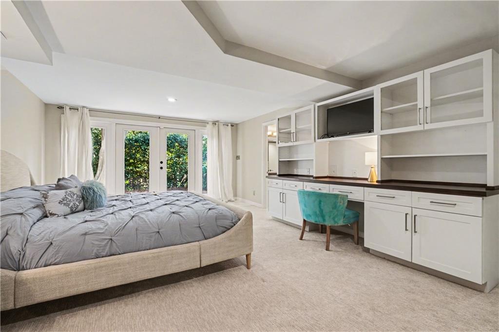 887 Berkshire Road NE