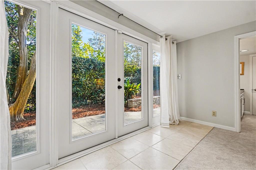 887 Berkshire Road NE