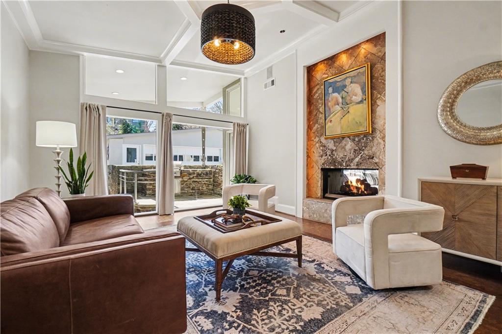 887 Berkshire Road NE