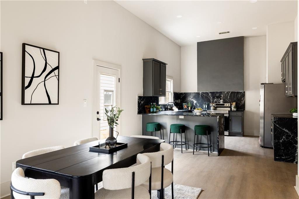 1056 Lester Avenue SE