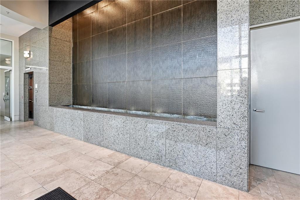 2881 Peachtree Road NE Unit 902