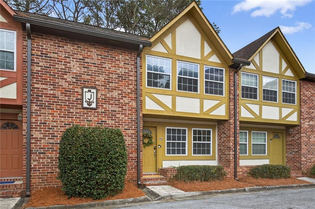 2825 Northeast Expressway NE Unit J3