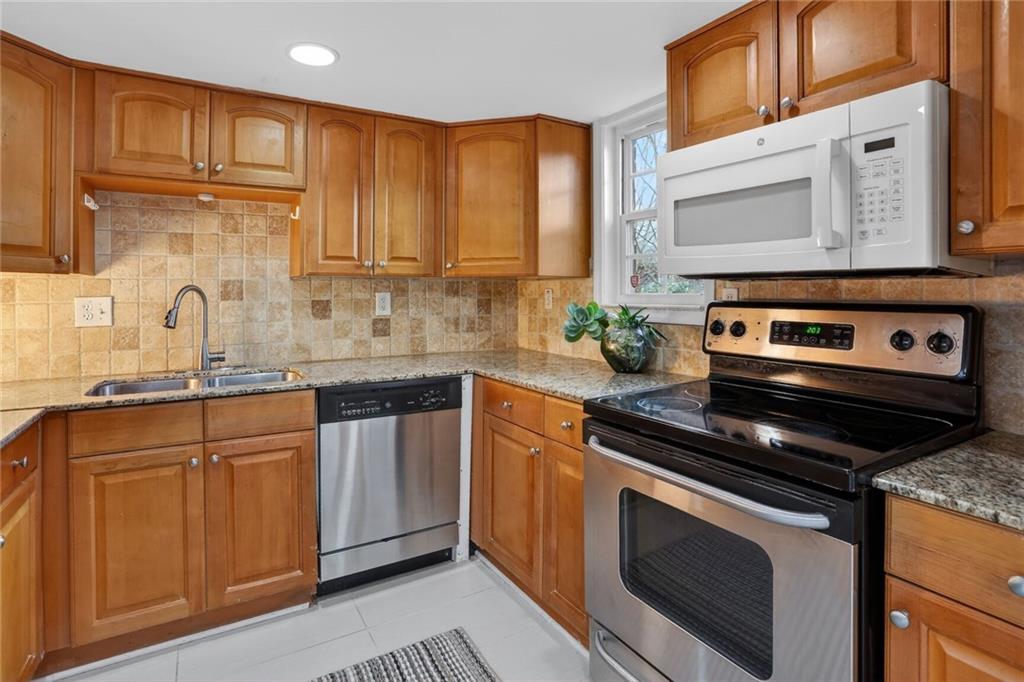 2825 Northeast Expressway NE Unit J3