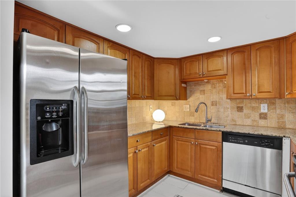 2825 Northeast Expressway NE Unit J3