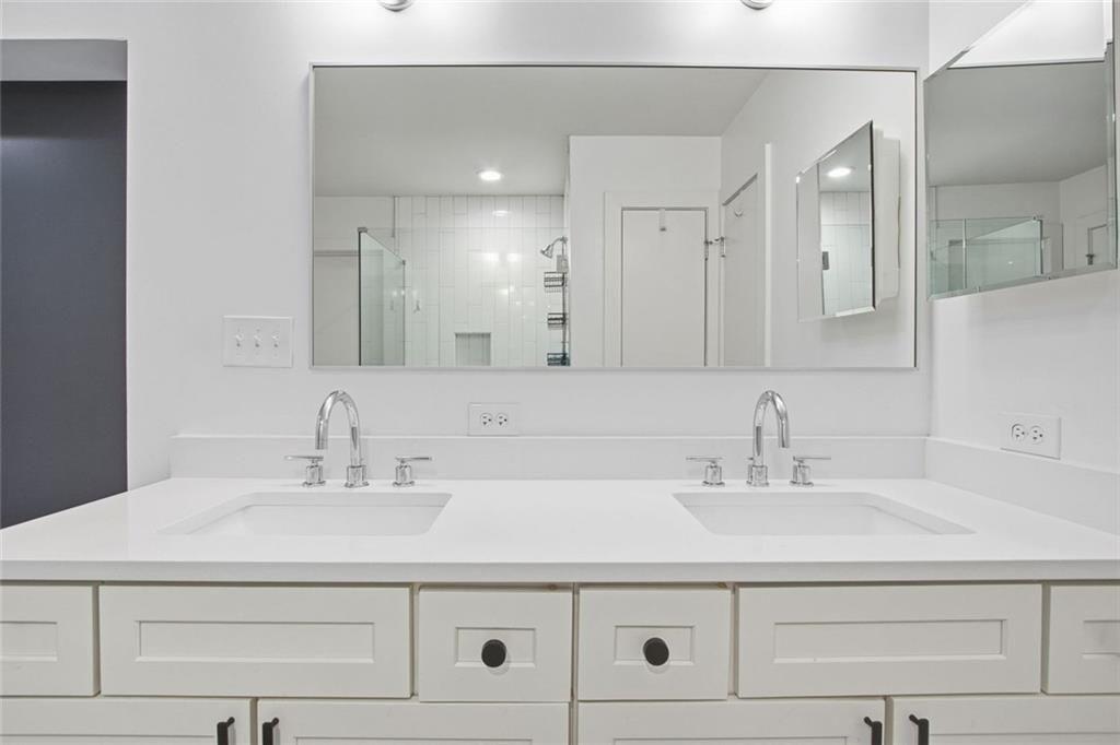 260 18th Street NW Unit# 10205