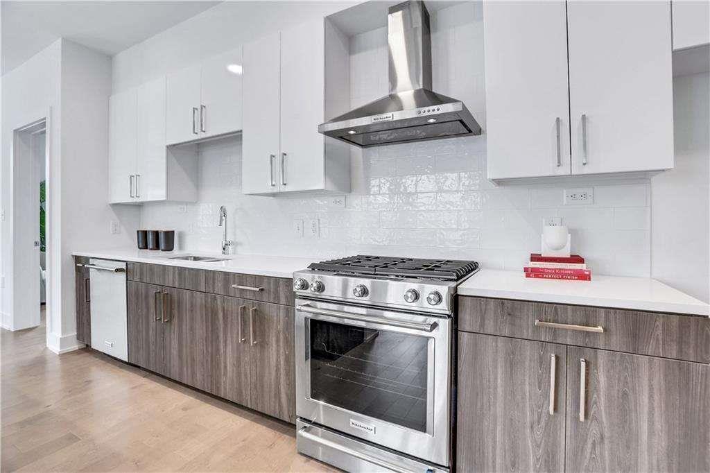 775 Juniper Street NE Unit 525