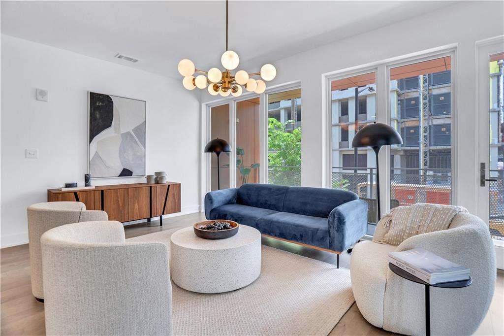 775 Juniper Street NE Unit 525