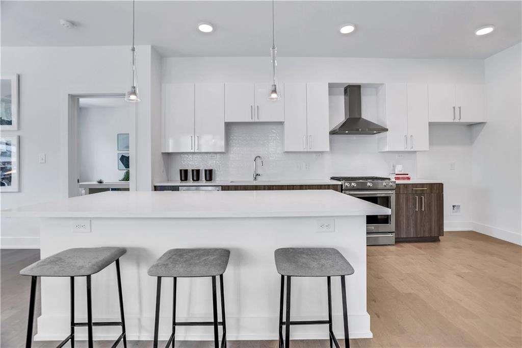 775 Juniper Street NE Unit 525