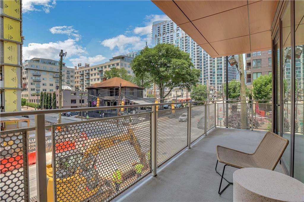 775 Juniper Street NE Unit 525