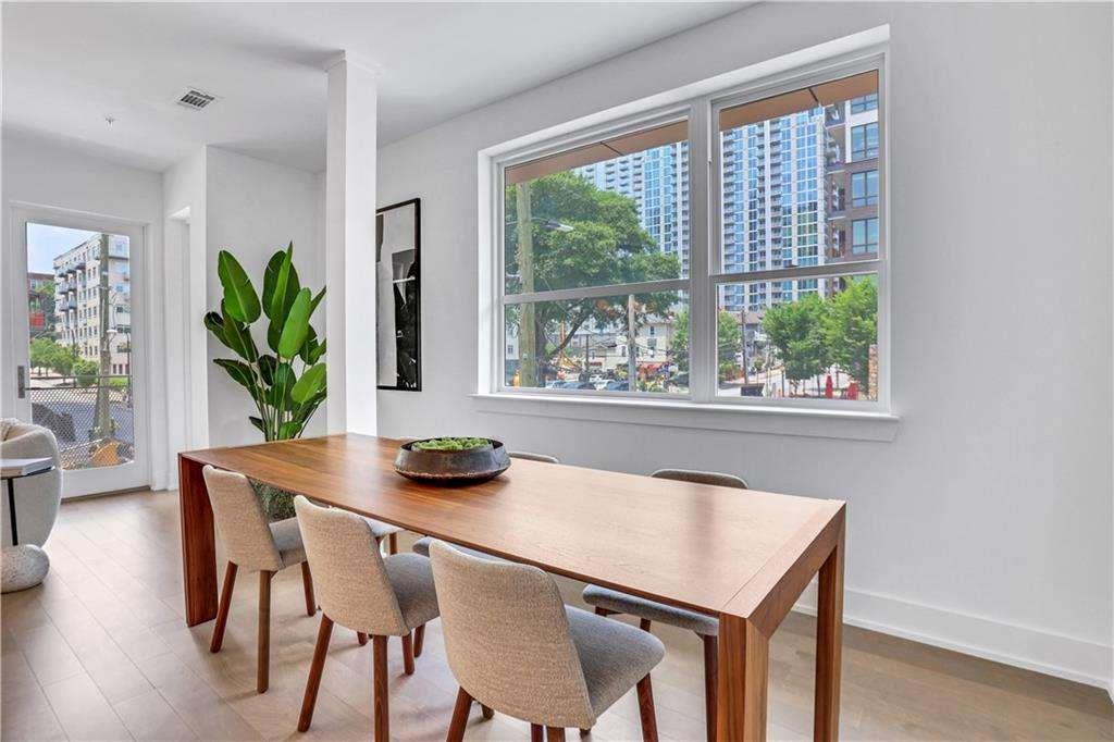 775 Juniper Street NE Unit 525