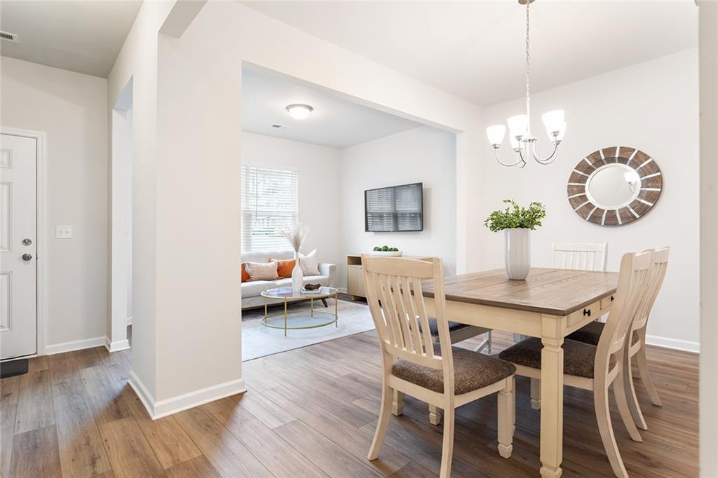 2824 Saratoga Lake View