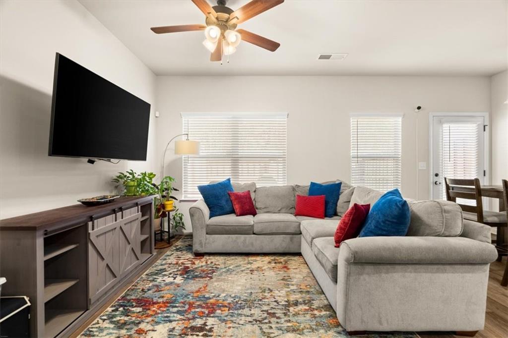 1206 Creel Lane