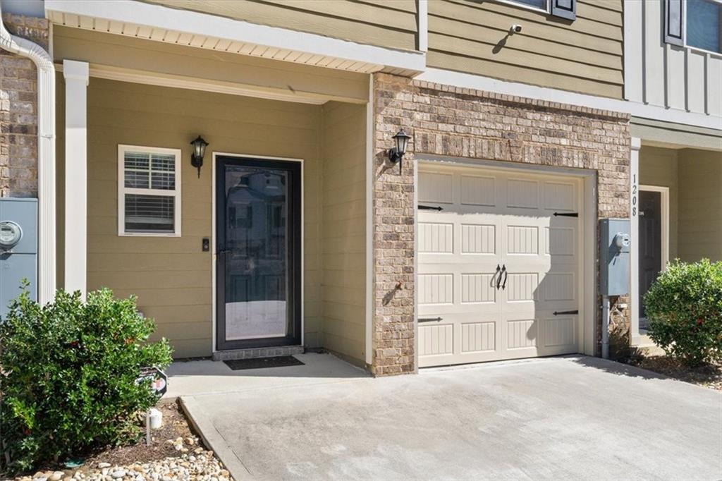 1206 Creel Lane