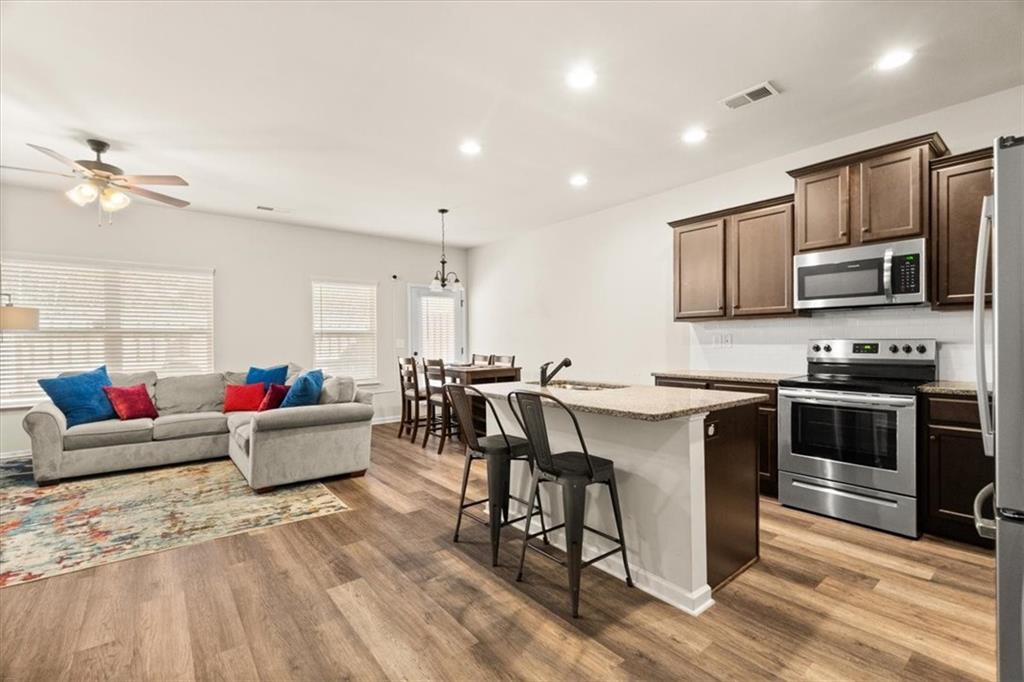1206 Creel Lane